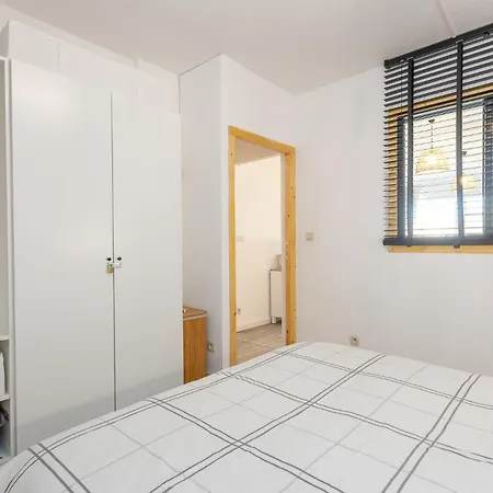 Charming One-bedroom In The Center Of T115 * Ostend